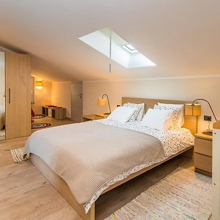 ゲストハウス Vet-centar 4*