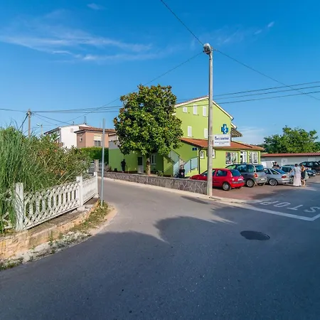 בית הארחה Vet-centar